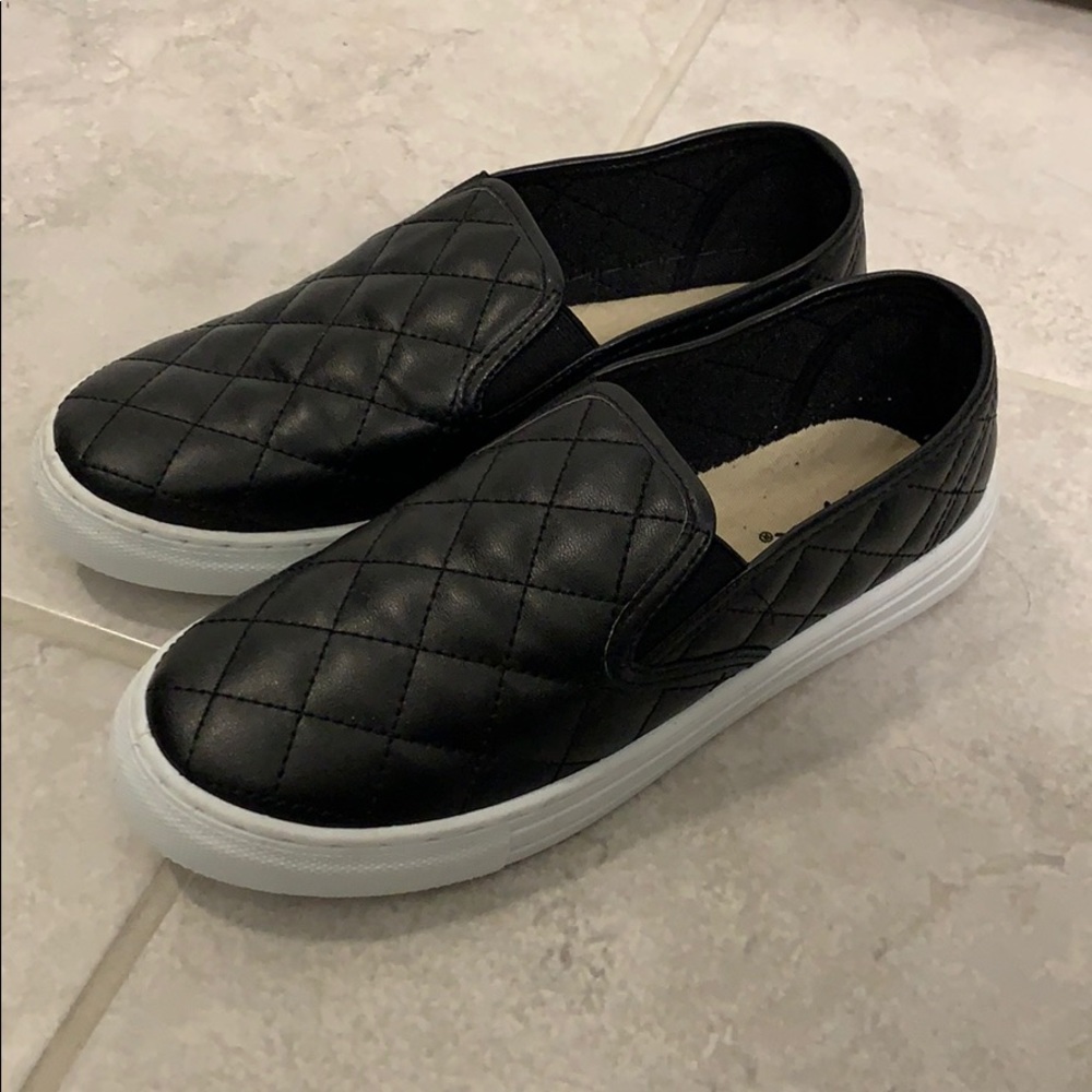 Black Quilted Shoes